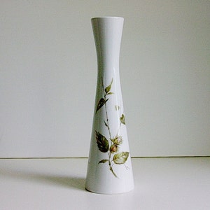 Large AK Kaiser / Alboth Kaiser glossy porcelain vase from Germany