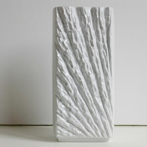 Winterling Marktleuthen glossy glaze porcelain vase, West Germany