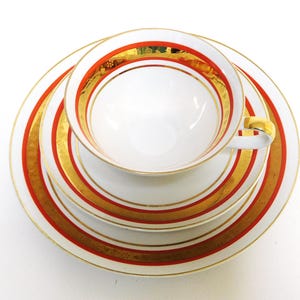 Breakfast trio set, Bavaria porcelain, petit déjeuner / Tea cup, saucer and plate, breakfast set, 1950s, Germany