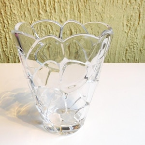 Elegant and heavy Nachtmann crystal glass vase, West Germany