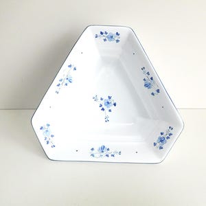 Vintage Herend Hungary ceramic triangular bowl