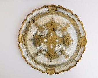 Lovely Original Italian Florentine tray, beige / gold