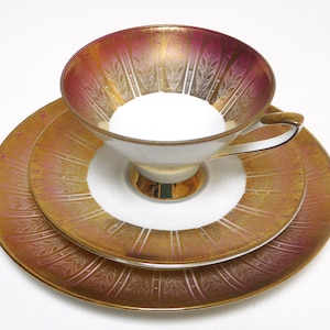 Breakfast trio set by Winterling Röslau Bavaria porcelain, petit déjeuner / Tea cup, saucer and plate, breakfast set, 1950s, Germany