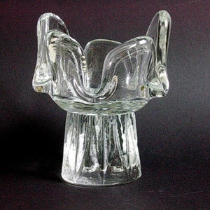 Kosta Boda crystal glass Sunflower candle holder by Goran Warff, Sweden