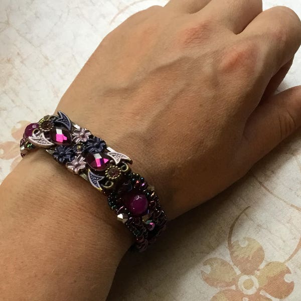 Elegant Artisan Beadwork Purple Iris Bracelet ~Deidres Jewels ~ gifts for her~
