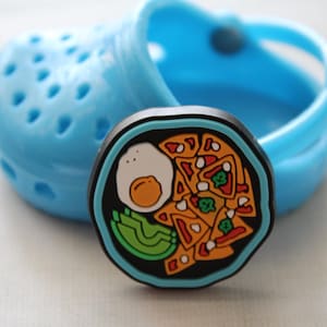 Chilaquiles Shoe Charm – 30mm Mexican Food-Themed Accessory for Clogs & Bracelets