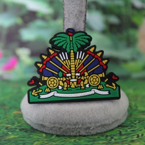 Haiti flag center shoe charm for clogs (Original design ( Med size )