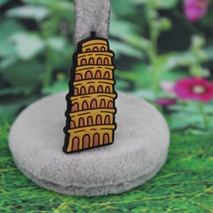 Leaning tower of Pisa shoe charm