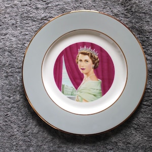 Queen Elizabeth 1953 Coronation Plate - Etsy