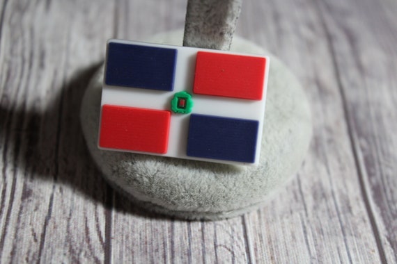 dominican flag croc charm