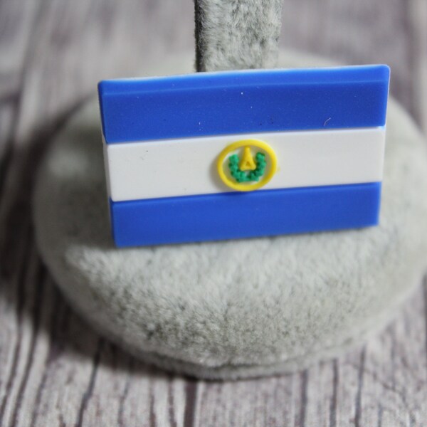 El Salvador flag shoe charm (original design) Thin size