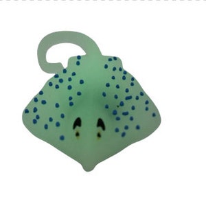 Glow in the dark stingray shoe charm for clogs