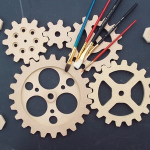 Wooden Gears - Five one half ( 1/2) Inch thick gears - cogs,  Steampunk Decor, Industrial Design,  Primitive,  Mechanical Art Kinetic