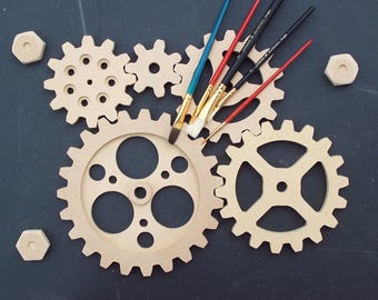 Wooden Gears - Five one half ( 1/2) Inch thick gears - cogs,  Steampunk Decor, Industrial Design,  Primitive,  Mechanical Art Kinetic