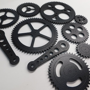 10 pieces - free shipping - Steampunk Gears Wall Decor - Eight Gears, Two Push Rods - 10 Pieces - Free Shipping - Wood Gears