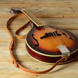 Tan Leather Mandolin Strap,  3/4&quot; wide, adjustable length, Bluegrass Mandolin Strap, full grain leather, gift for mandolin player, MS86