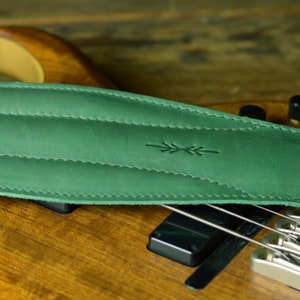 Emerald Green Bass Guitar Strap, BS64, double-padded, 4 inches wide, very wide and comfortable, for heavy guitars, Pinegrove, UK made image 3