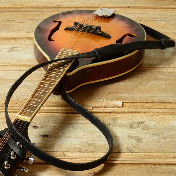Cómo usar una mandolina: 15 Pasos (con imágenes)