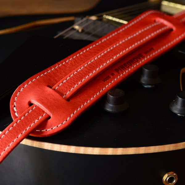 Padded Leather Guitar Strap, GS24 Red, vintage style, 3/4" width (18mm), shoulder pad, Pinegrove, UK made