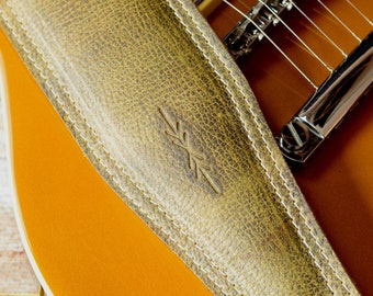 Green Relic Leather Guitar Strap or Bass Strap, BS63, 3 inches wide,  high quality oiled leather, belt, comfortable,Pinegrove