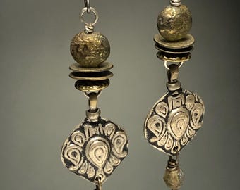 Vintage tribal looking earrings , WBE-105,  Czech  glass, vintage white metal charm’s. Bronze plated findings, Old world jewelry.