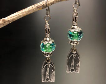 handmade earrings, WER-108, made in Oregon, artist glass beads, silver earrings, blue earring jewelry,lampwork glass beads