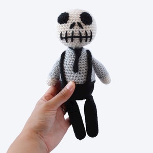 HAAKPATROON: Carlo het skelet gehaakt monster, amigurumi patroon, gehaakt speelgoed, handgemaakt, amigurumi, halloween, digitale download afbeelding 6