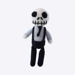 HAAKPATROON: Carlo het skelet gehaakt monster, amigurumi patroon, gehaakt speelgoed, handgemaakt, amigurumi, halloween, digitale download afbeelding 4