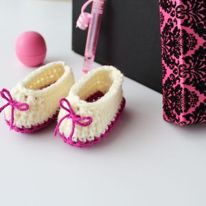 HÄKELMUSTER: Sweetheart Booties | Baby Schühchen Muster | Baby Mädchen Booties | Baby Häkelanleitungen | Baby Booties Häkelanleitung