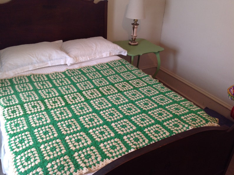 Vintage Crocheted Granny Square Green and White Blanket