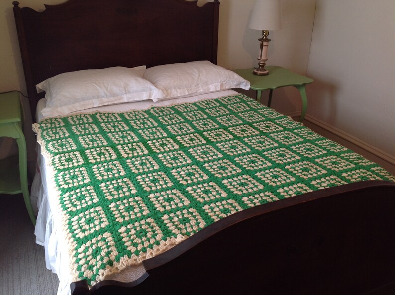 Vintage Crocheted Granny Square Green and White Blanket