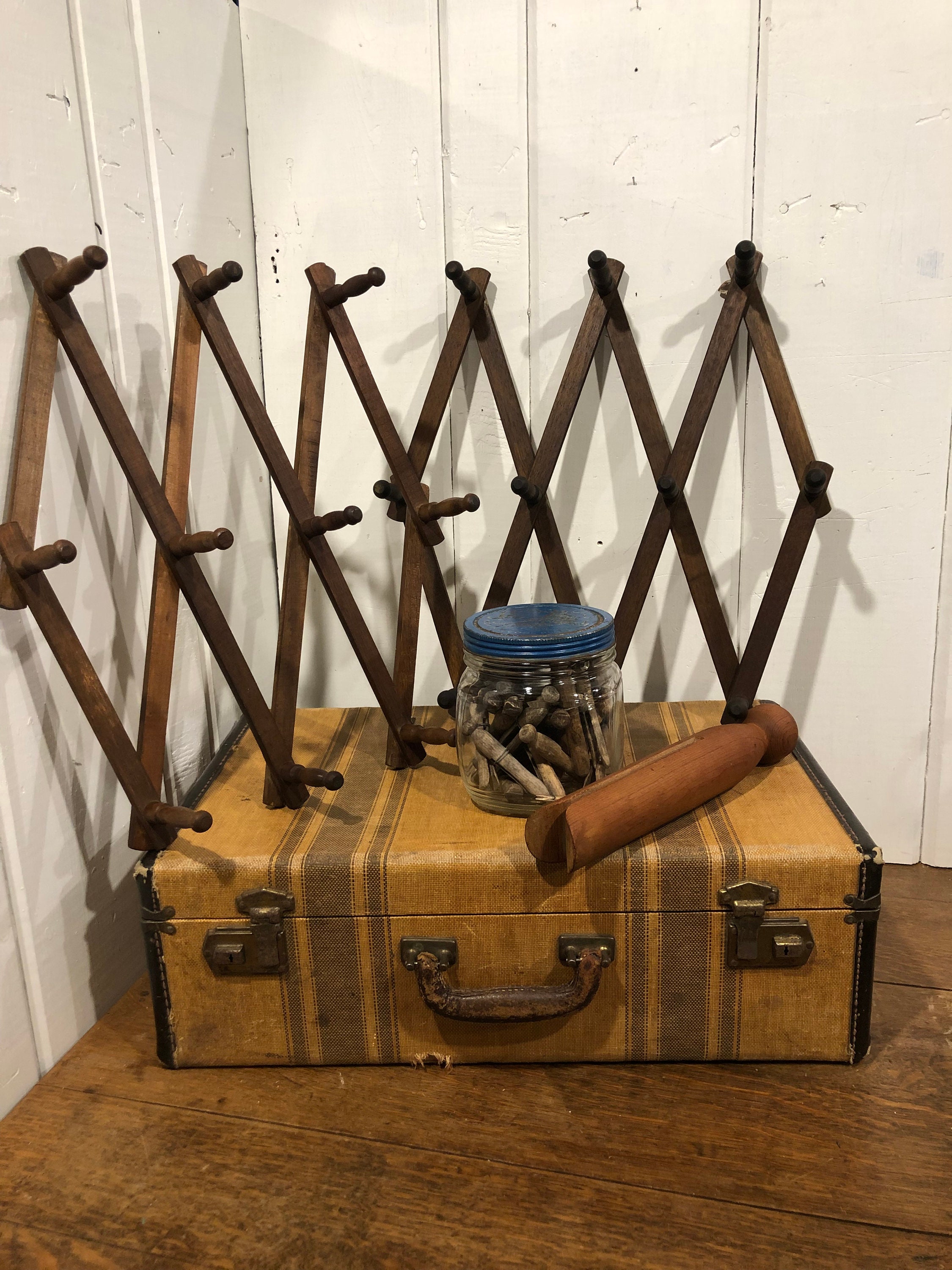 Wood Accordion Peg Rack – Portland Revibe