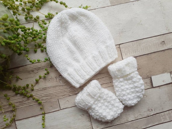 Hand Knitted Baby Mittens Ribbon Tie White 0-3 months 