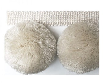 Fluffy Pom-Pom Trim : Beige