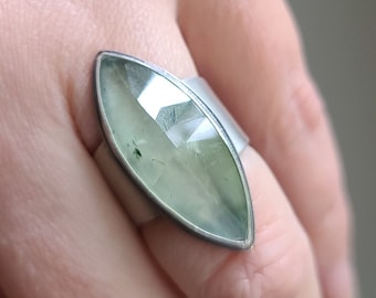 US7 Prehnite ring. Faceted Prehnite Ring. Chromafusion Jewelry.