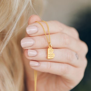 Collana con iniziale scandinava / Collana con lettera / Ciondolo con iniziale / Gioielli con iniziale / Collana con iniziale in oro / Gioielli ispirati allo stile scandinavo