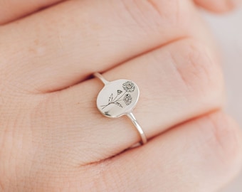 Silver Birth flower Ring  | Personalised Birth flower Ring | Dainty Birthflower Jewelry | Birthflower ring with Engraving | Mothers Day Gift