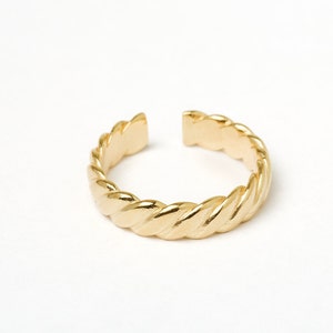 Goldener Ring Stapelring verstellbar Zarter Twisted Panzerkettenring Curbchain Curb gold silber oder rosé