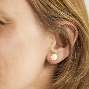 Große Dot Ohrstecker Plättchenohrstecker Goldene Studs Mini Studs Roségoldene oder Silberne Pünktchenstecker 2, 3 oder 4mm