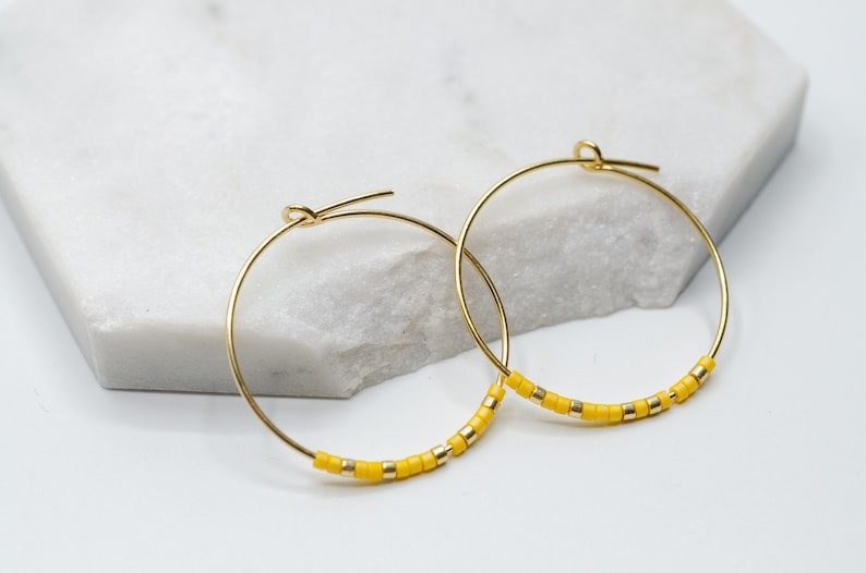 A unique Pair of golden Sterling Silver Hoops with glas beads handmade earrings miyuki beads glass beads