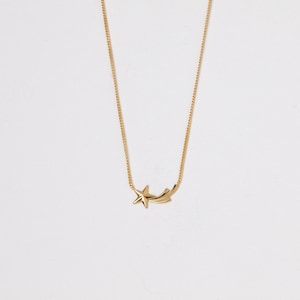 Golden Shooting Star Necklace Fine star necklace Gold Plated Necklace Star Necklace Starlet Jewelry Collier