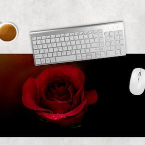 Dunkelrote Rose Schreibtischunterlage, Computer-Schreibtischmatten, Blumen-Spielmatte, Mauspad, große Schreibtischunterlage, Schreibtisch-Essentials, mittlere Schreibtischmatten, extra große Matte