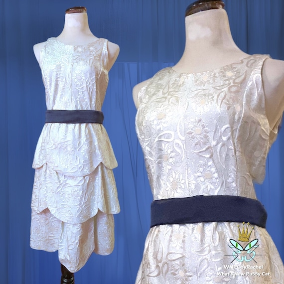 1960s White Silver Brocade Petal Tiered Party Dre… - image 1