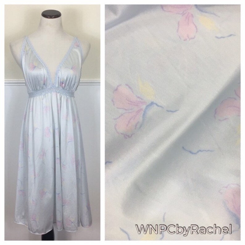 1960s Miss Elaine Babydoll Nightgown Powder Blue Floral Nylon Nightgown Medium-Large