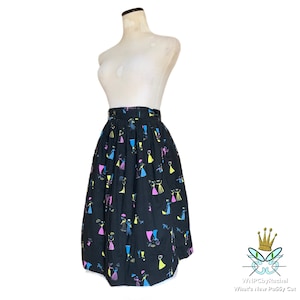1950s Victorian Novelty Print Dirndl Cotton Skirt, Small