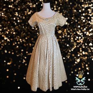 50er Jahre Gold Jacquard Cocktailkleid, extra klein