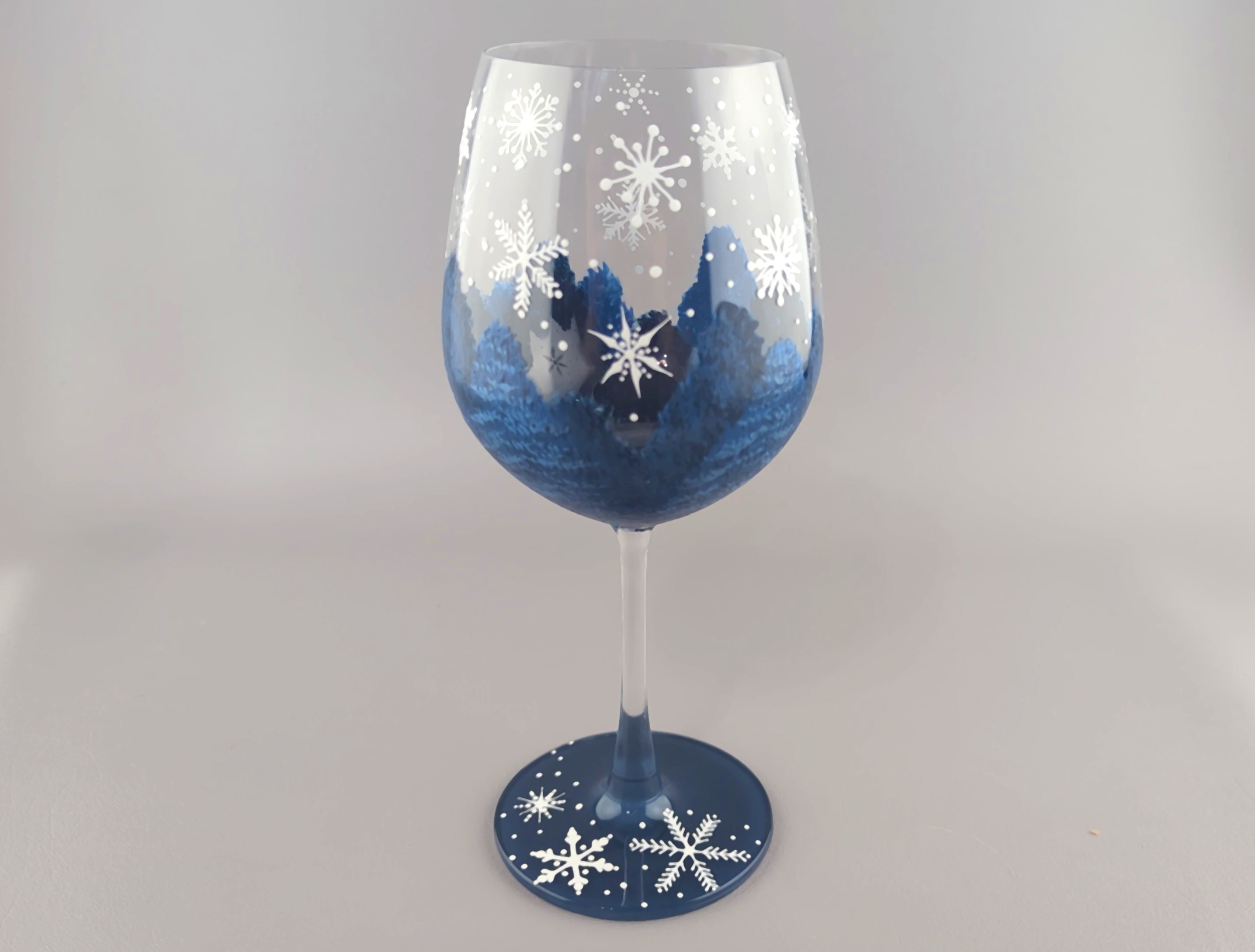 Unique Snowflake Wine Glasses Set of 4