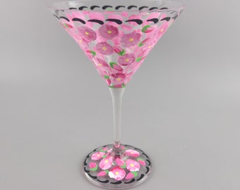 Verre à martini peint à la main fleurs roses - accents noirs fantaisie - cocktail de printemps ou d'été