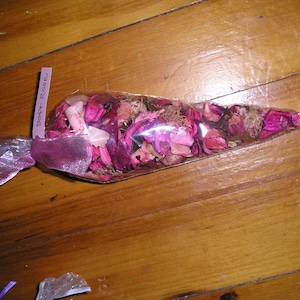 Soft Rose Scented Potpourri