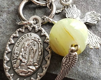 Llavero de Nuestra Señora de Lourdes, Ala de Ángel, Cuenta de Ágata